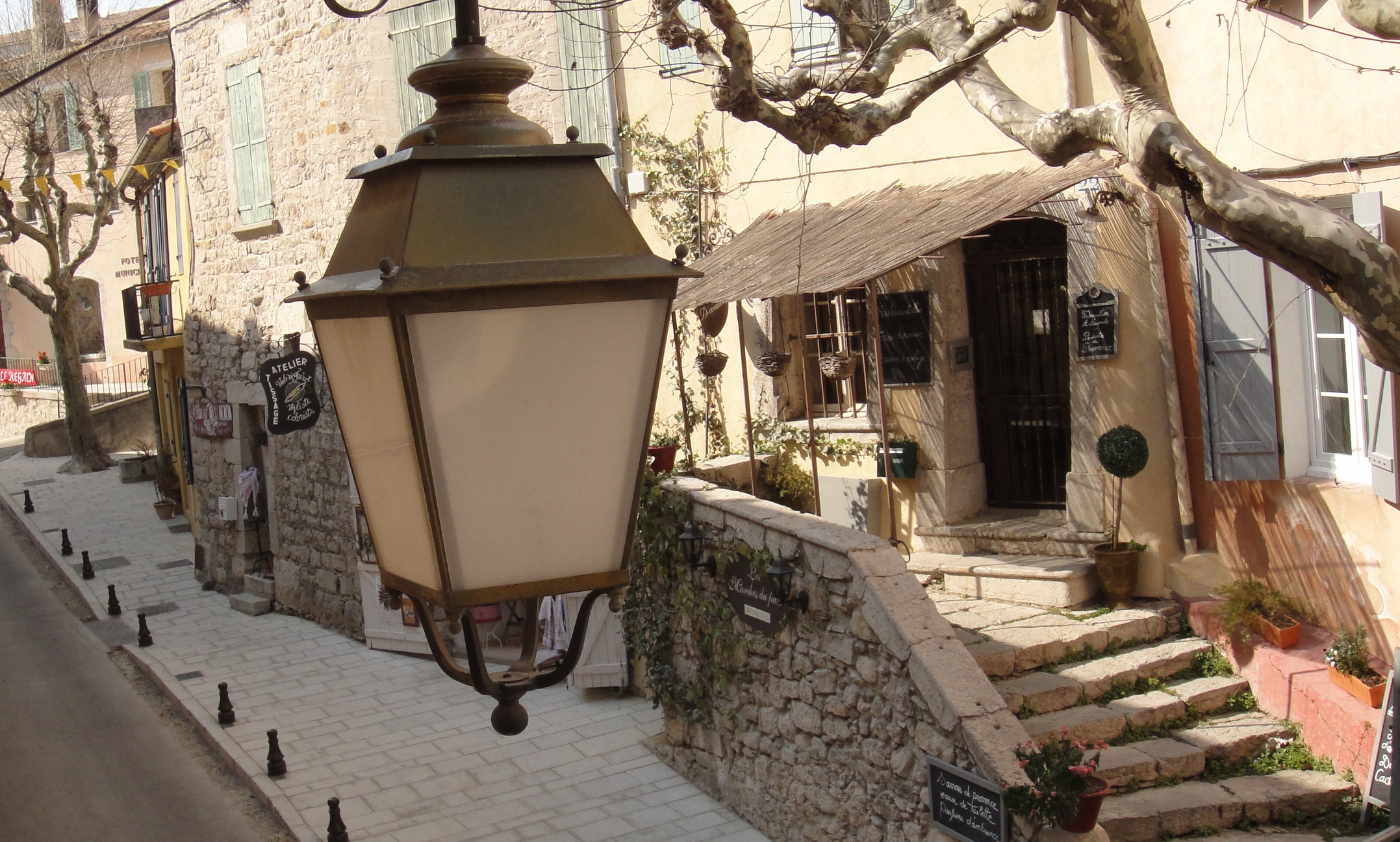 Huissier cadière d'Azur