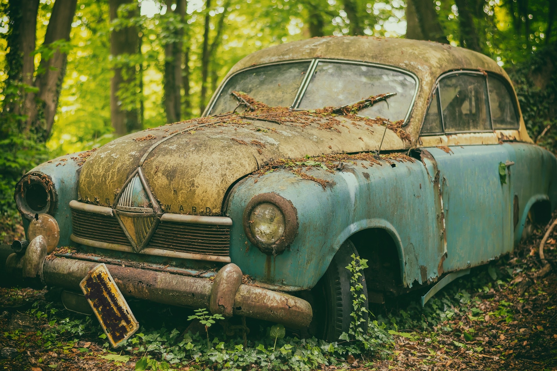 Image par Peter H de Pixabay pixabay.com/fr/photos/voiture-auto-junkyard-ferraille-3368094/